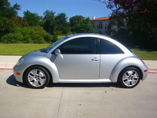 2003 Volkswagen New Beetle GT 4 Door