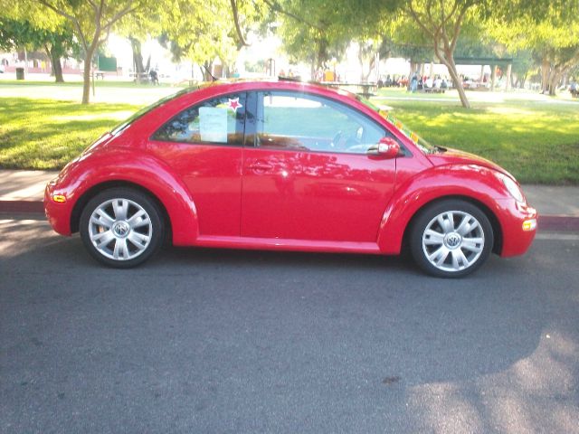 2003 Volkswagen New Beetle Crewmax-short-limited-sunroof-6 CD Jbl-newer Tires