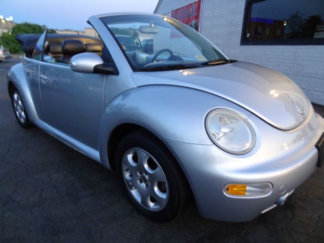 2003 Volkswagen New Beetle 2500 Extended Cab 4WD SLT