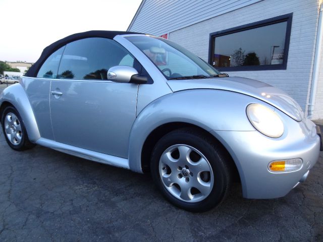 2003 Volkswagen New Beetle 2500 Extended Cab 4WD SLT