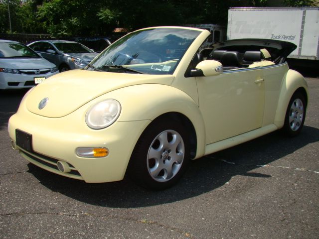 2003 Volkswagen New Beetle 2500 Extended Cab 4WD SLT