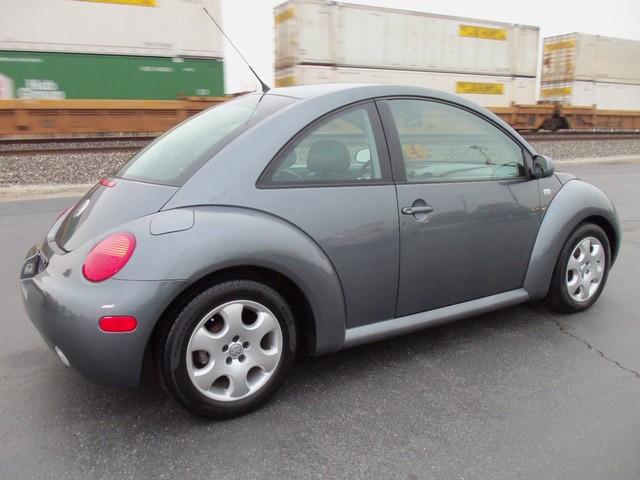 2003 Volkswagen New Beetle Unknown