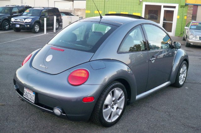 2003 Volkswagen New Beetle GT 4 Door