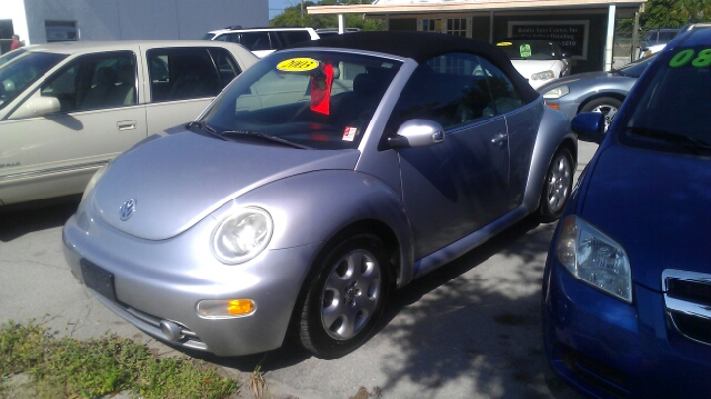 2003 Volkswagen New Beetle 29