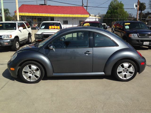 2003 Volkswagen New Beetle GT 4 Door