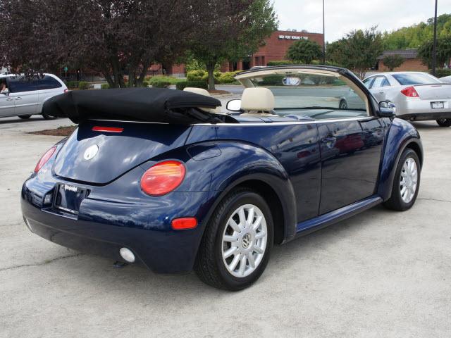 2004 Volkswagen New Beetle Unknown