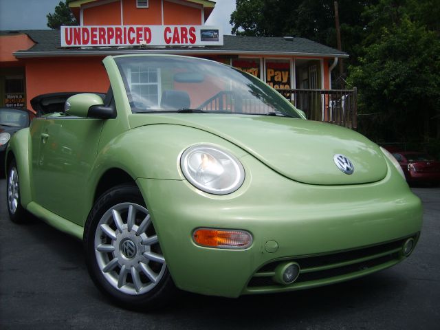 2004 Volkswagen New Beetle 2500 Extended Cab 4WD SLT