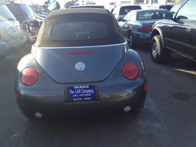 2004 Volkswagen New Beetle 2500 Extended Cab 4WD SLT