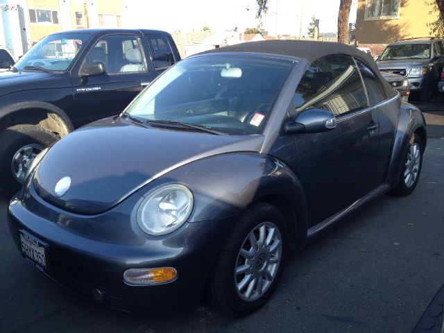 2004 Volkswagen New Beetle 2500 Extended Cab 4WD SLT