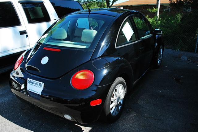 2004 Volkswagen New Beetle Unknown