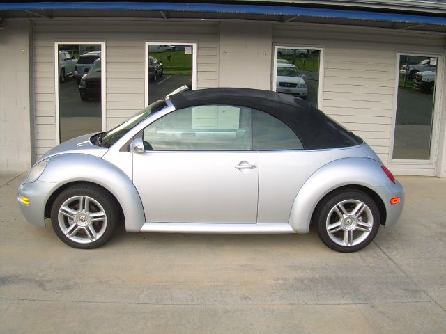 2004 Volkswagen New Beetle Touring With Navigation