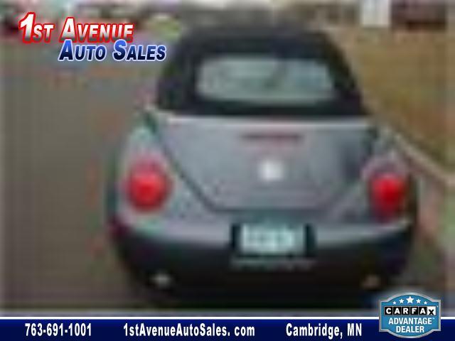 2004 Volkswagen New Beetle 2500 SLE 4WD W/sunroof