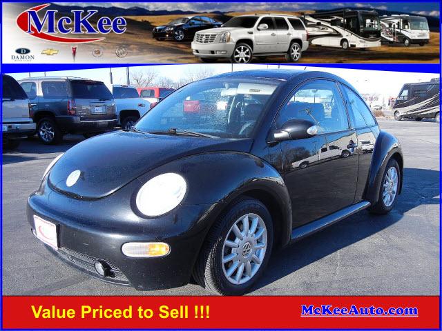 2004 Volkswagen New Beetle FWD 4dr Sport