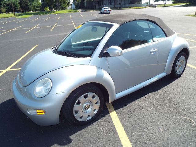 2004 Volkswagen New Beetle ZX4 SE Sedan