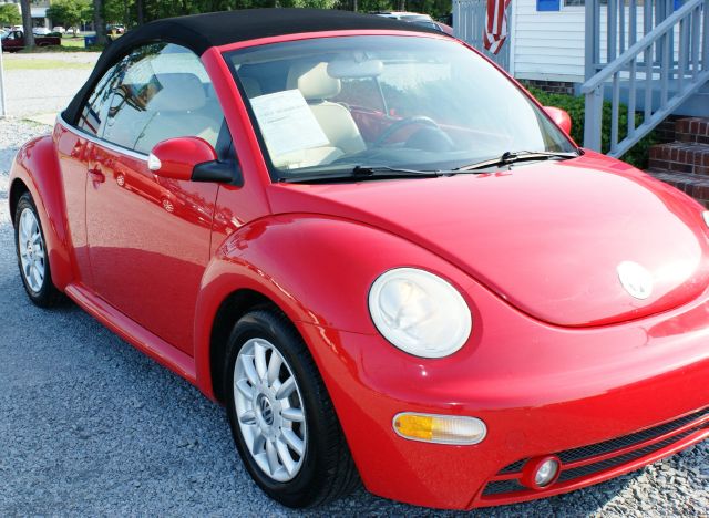 2004 Volkswagen New Beetle 2500 Extended Cab 4WD SLT