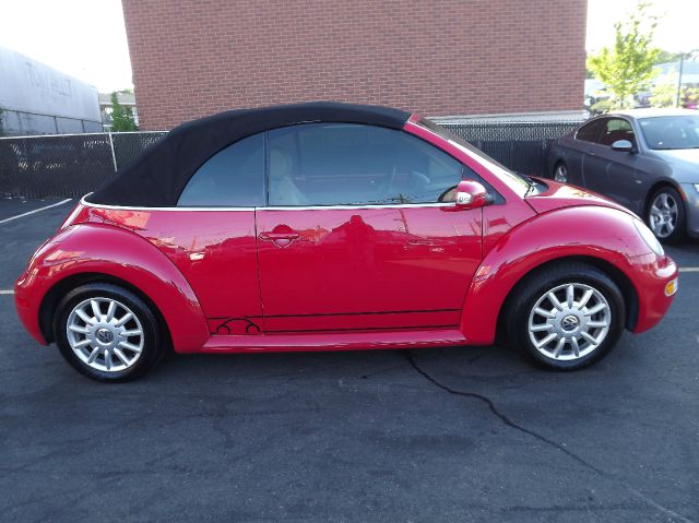 2004 Volkswagen New Beetle 2500 Extended Cab 4WD SLT