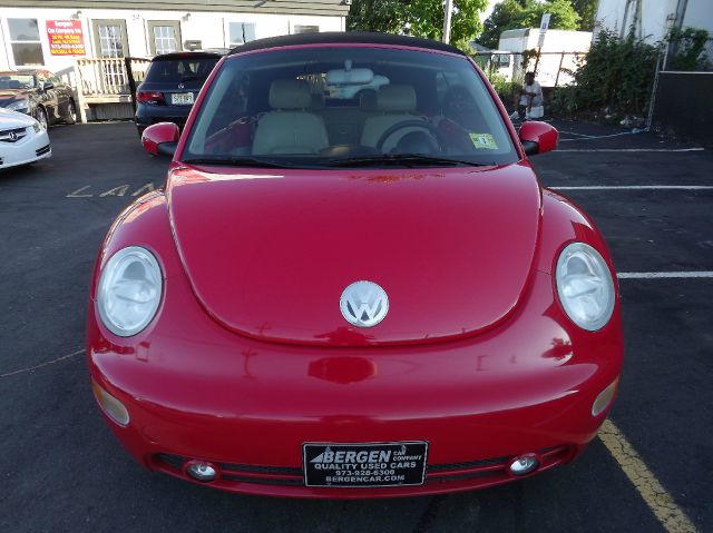 2004 Volkswagen New Beetle 2500 Extended Cab 4WD SLT