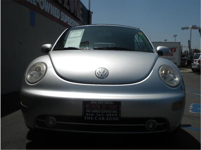 2004 Volkswagen New Beetle 2500 Extended Cab 4WD SLT