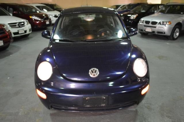 2004 Volkswagen New Beetle 4matic 4dr 3.5L