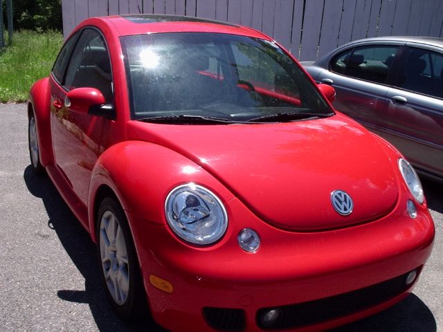 2004 Volkswagen New Beetle GT 4 Door