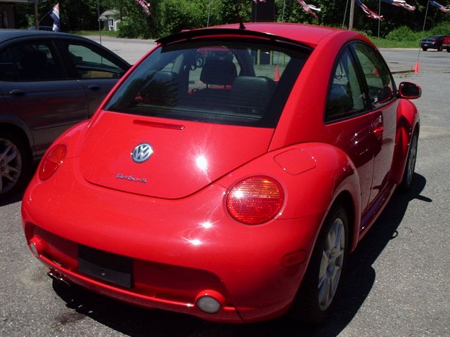 2004 Volkswagen New Beetle GT 4 Door