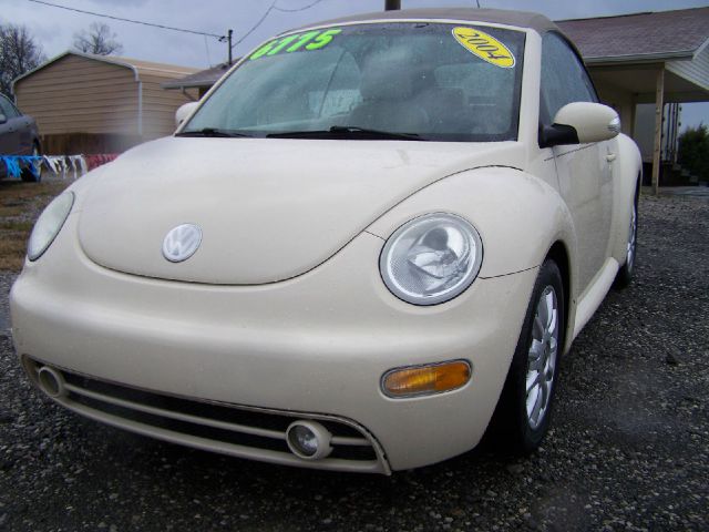 2004 Volkswagen New Beetle 2500 Extended Cab 4WD SLT