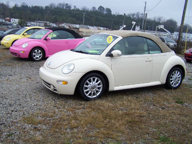 2004 Volkswagen New Beetle 2500 Extended Cab 4WD SLT