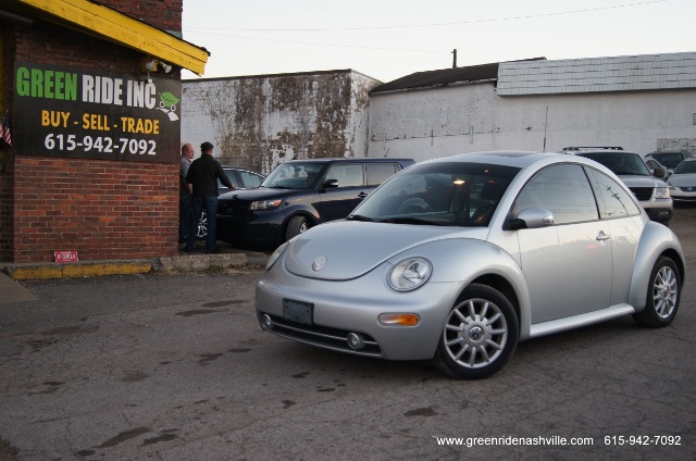 2005 Volkswagen New Beetle 143.5 LTZ