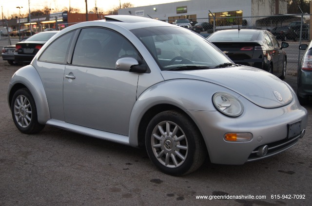 2005 Volkswagen New Beetle 143.5 LTZ