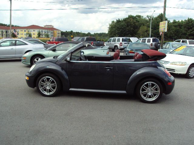 2005 Volkswagen New Beetle 2500 Extended Cab 4WD SLT