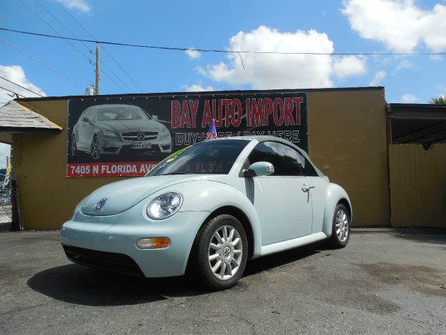 2005 Volkswagen New Beetle 2500 Extended Cab 4WD SLT