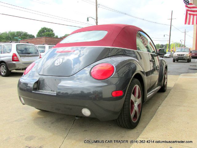 2005 Volkswagen New Beetle 2500 Extended Cab 4WD SLT