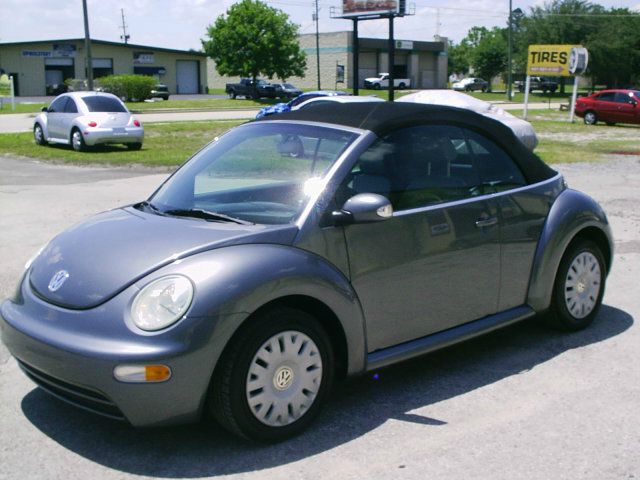 2005 Volkswagen New Beetle ZX4 SE Sedan