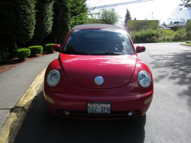 2005 Volkswagen New Beetle 2500 Extended Cab 4WD SLT