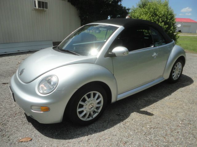 2005 Volkswagen New Beetle 2500 Extended Cab 4WD SLT