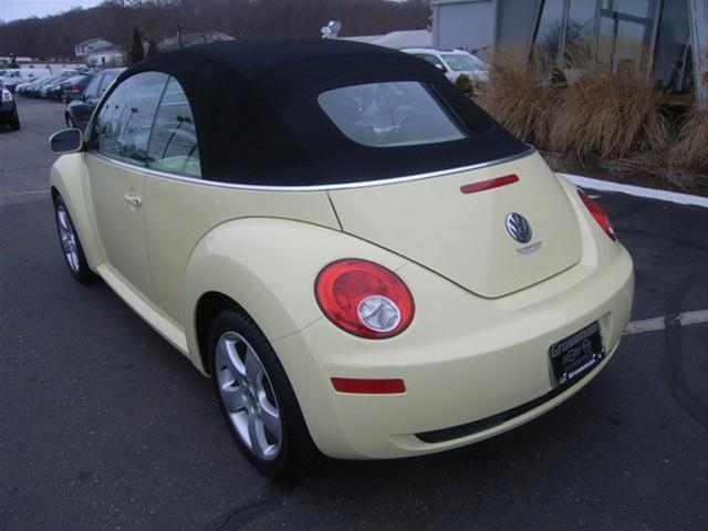 2006 Volkswagen New Beetle GS-R