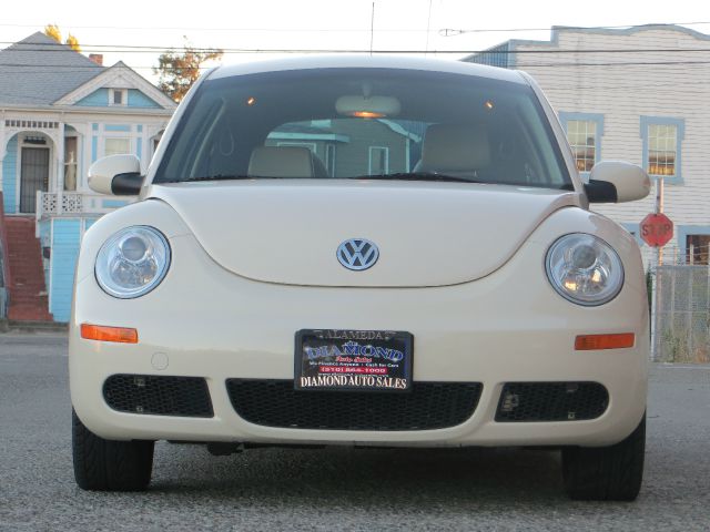 2006 Volkswagen New Beetle CD With MP3