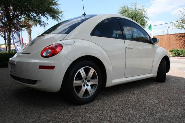 2006 Volkswagen New Beetle Unknown