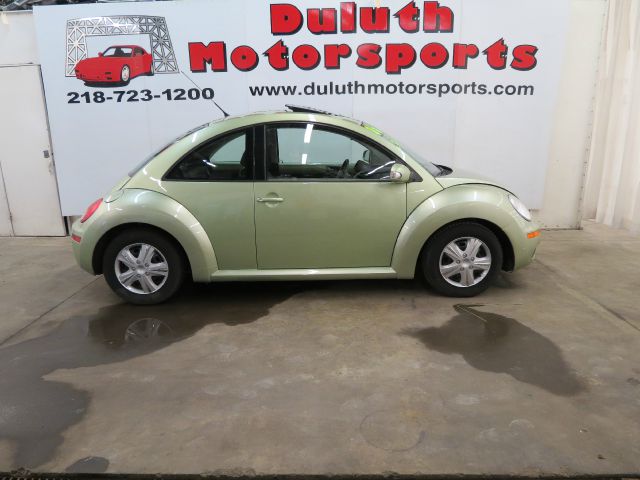 2006 Volkswagen New Beetle CD With MP3