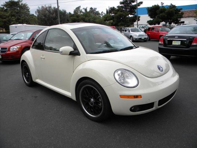 2006 Volkswagen New Beetle 4 Door SLT Sport