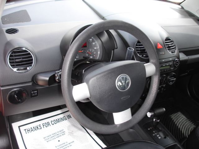 2006 Volkswagen New Beetle CD With MP3