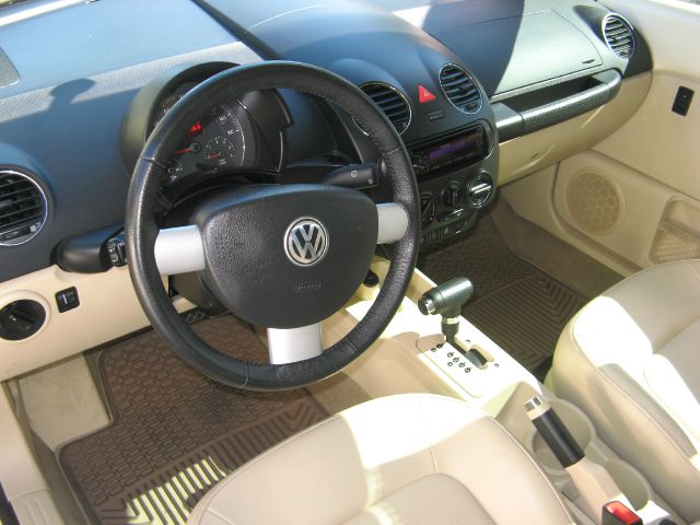 2006 Volkswagen New Beetle CD With MP3