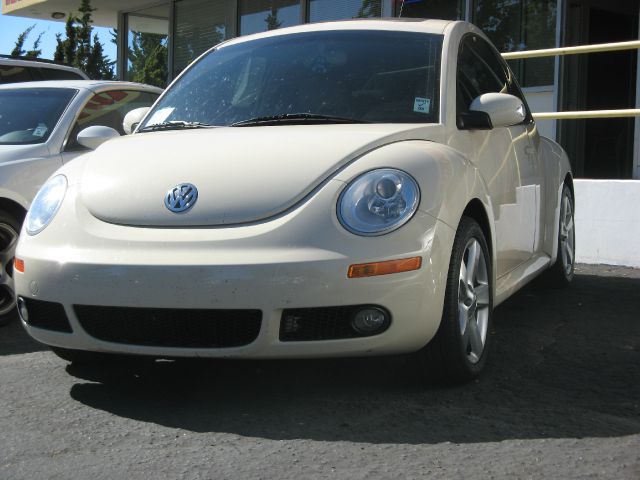 2006 Volkswagen New Beetle CD With MP3