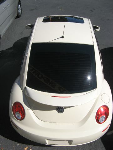 2006 Volkswagen New Beetle CD With MP3