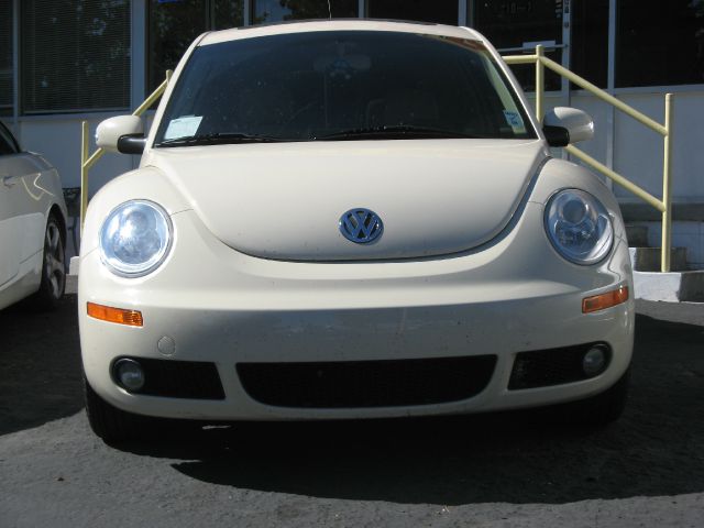 2006 Volkswagen New Beetle CD With MP3