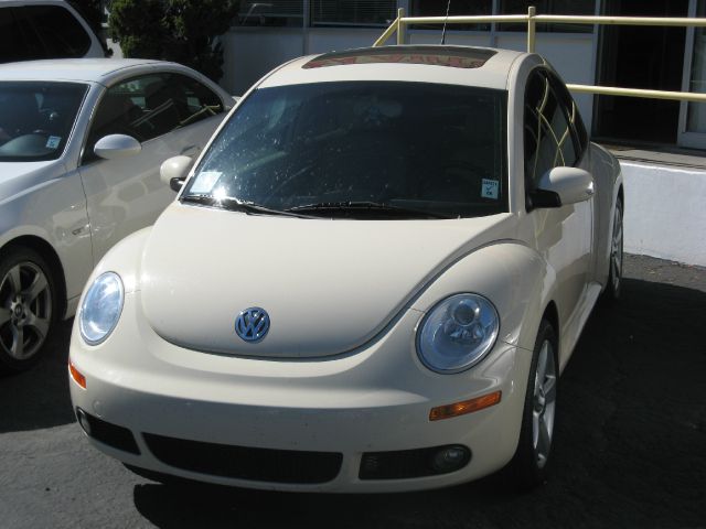 2006 Volkswagen New Beetle CD With MP3