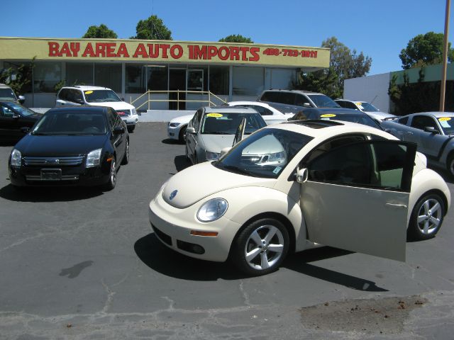 2006 Volkswagen New Beetle CD With MP3