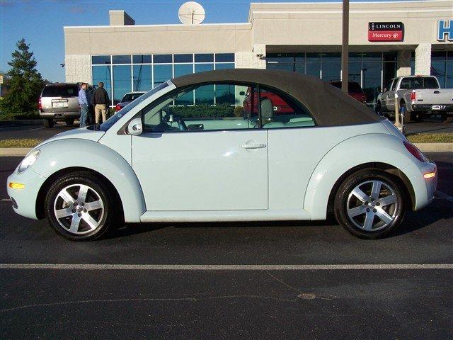 2006 Volkswagen New Beetle Unknown