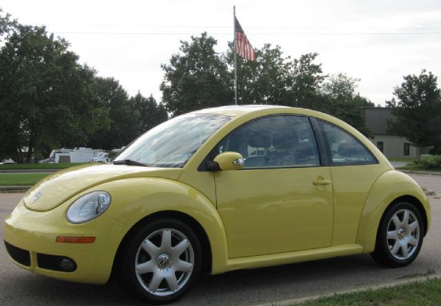 2006 Volkswagen New Beetle CD With MP3