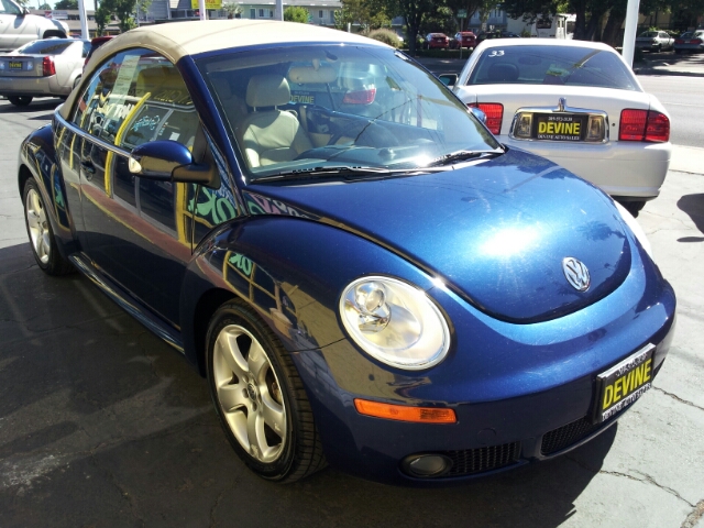 2006 Volkswagen New Beetle BASE W/1sv